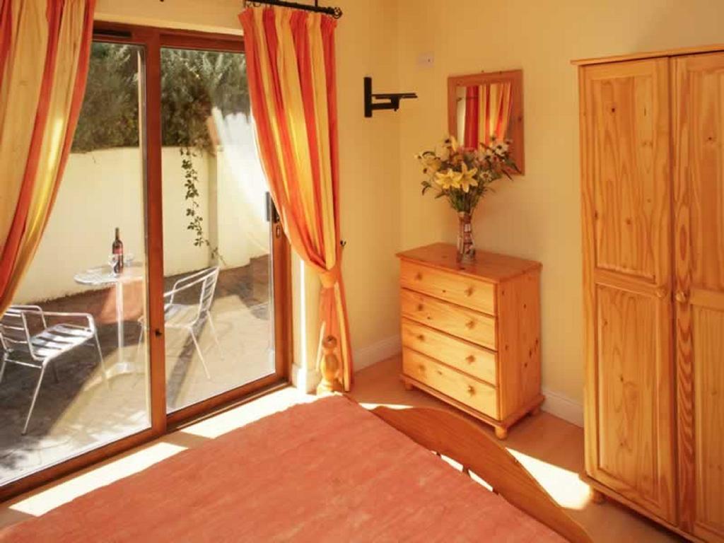 Tralee Bay Holiday Village Castlegregory Szoba fotó
